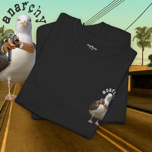 「アナーキーシーガル」ユニセックスグラフィックTシャツ [左]