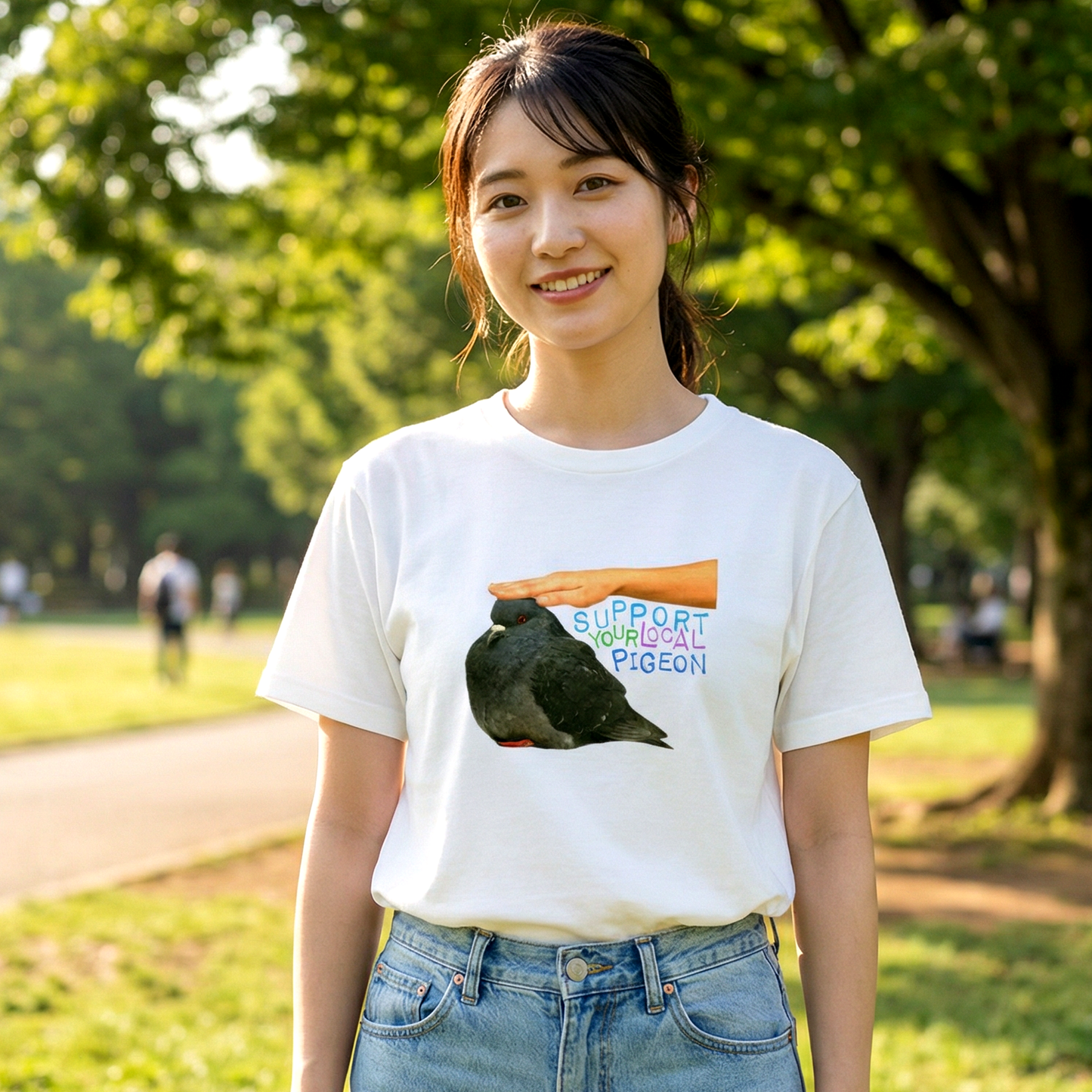 「地元のハトを応援しよう」Tシャツ   -   日本限定